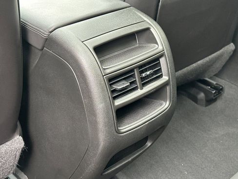 Used 2025 Cadillac XT5 Premium Luxury w/ Technology Package image 15