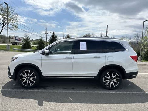 Used 2022 Honda Pilot Touring image 2