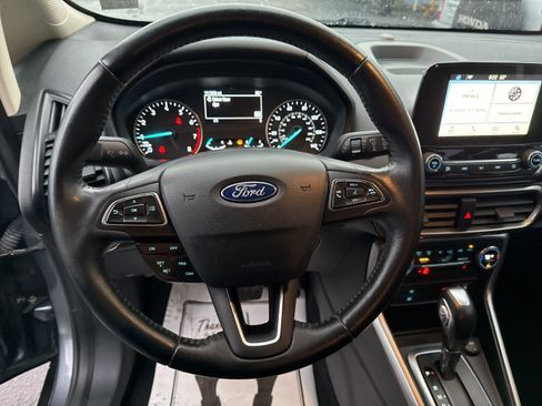 Used 2018 Ford EcoSport SE image 11