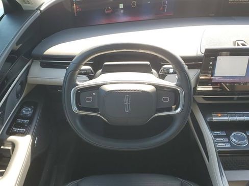 Certified 2024 Lincoln Nautilus Reserve w/ Equipment Group 202A image 28