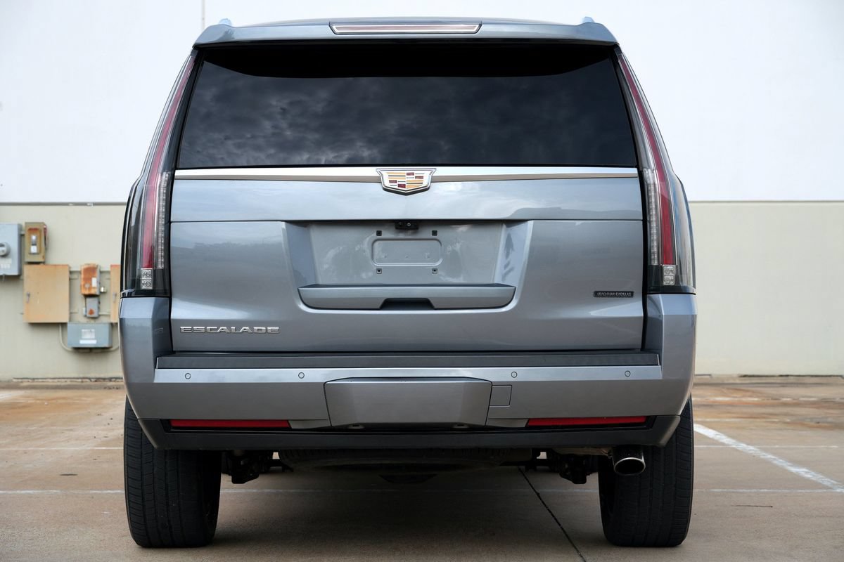 Used 2019 Cadillac Escalade Premium Luxury AWD/4WD image 17