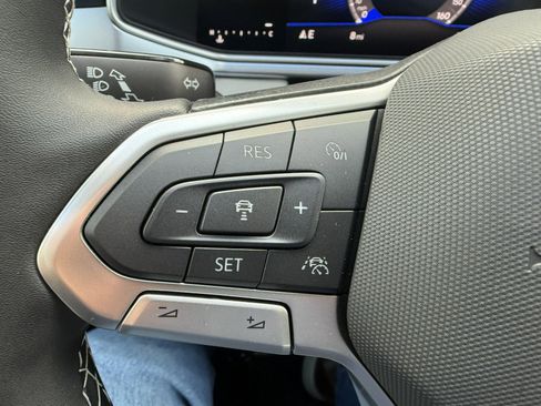 New 2026 Volkswagen Taos SE AWD/4WD image 15
