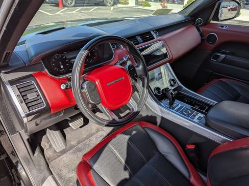 Used 2019 Land Rover Range Rover Sport HSE Dynamic AWD/4WD image 13