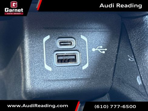 Used 2025 Jeep Compass Limited image 36