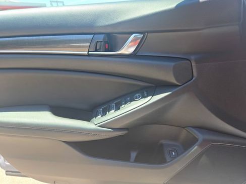 Used 2021 Honda Accord Sport image 14