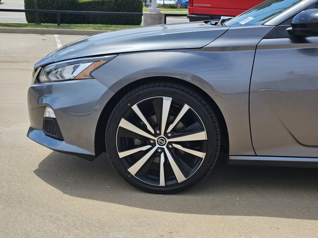 Used 2021 Nissan Altima 2.5 SR FWD image 10