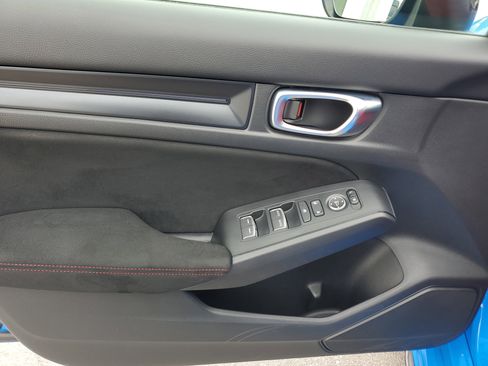 Used 2025 Honda Civic Type R image 25