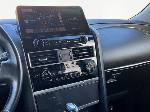 Used 2022 Nissan Armada SV image 6