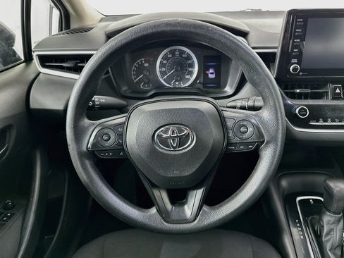 Used 2022 Toyota Corolla LE FWD image 17