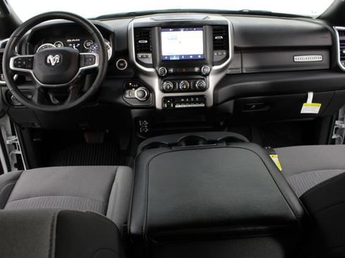 Used 2024 RAM 2500 Big Horn w/ Protection Group AWD/4WD image 9