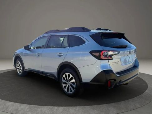 Used 2021 Subaru Outback AWD/4WD image 5
