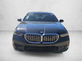 Certified 2025 BMW i5 eDrive40i w/ Premium Package video 2