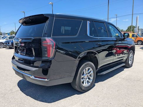 Used 2025 Chevrolet Tahoe LT AWD/4WD image 3