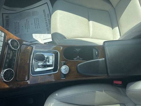 Used 2016 Mercedes-Benz SLK 300 image 37