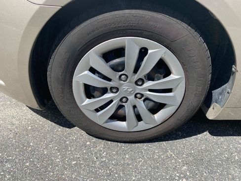 Used 2011 Hyundai Sonata GLS FWD image 36