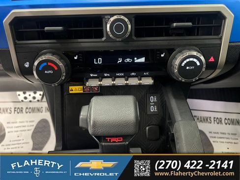 Used 2024 Toyota Tacoma 4x4 Double Cab image 28