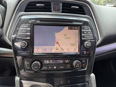 Used 2021 Nissan Maxima 3.5 SV w/ Floor Mat Group FWD image 12