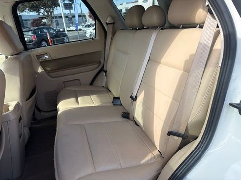 Used 2009 Ford Escape Limited AWD/4WD image 12