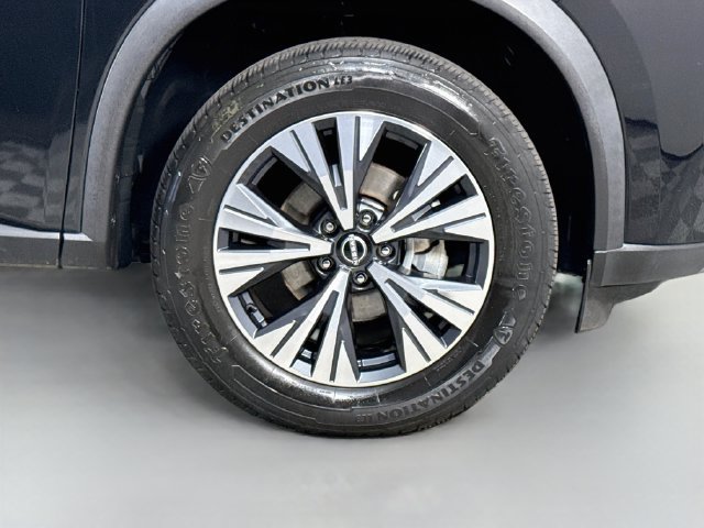 Used 2023 Nissan Rogue SV FWD image 31