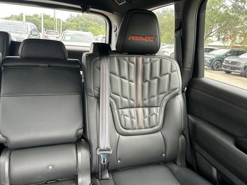 Certified 2025 Nissan Armada PRO-4X AWD/4WD image 16