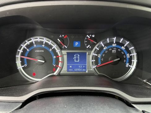 Used 2019 Toyota 4Runner SR5 image 29