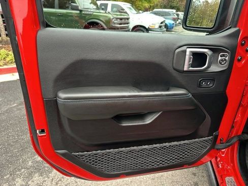 Used 2024 Jeep Wrangler Unlimited Rubicon 4xe w/ Capability Package image 11