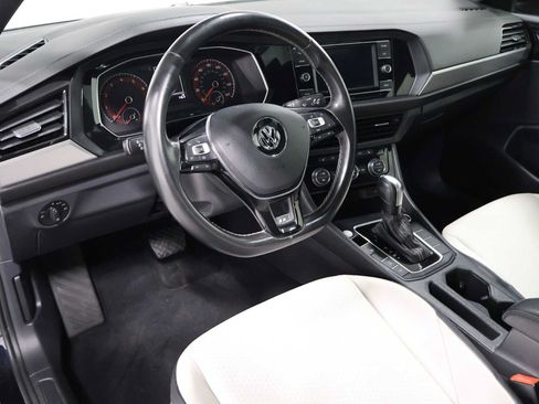 Used 2020 Volkswagen Jetta R-Line FWD image 4