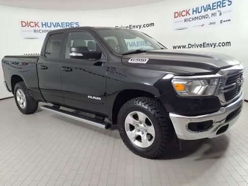 Used 2021 RAM 1500 Big Horn AWD/4WD image 3