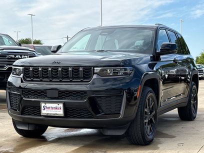 New 2026 Jeep Grand Cherokee Altitude