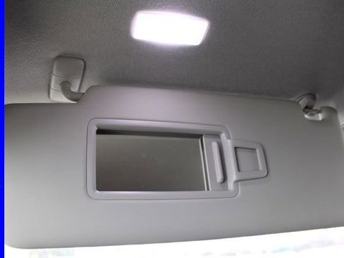 Certified 2023 Volkswagen Tiguan SE image 44