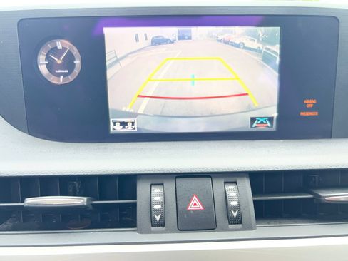 Used 2020 Lexus ES 350 F Sport w/ Accessory Package FWD image 35