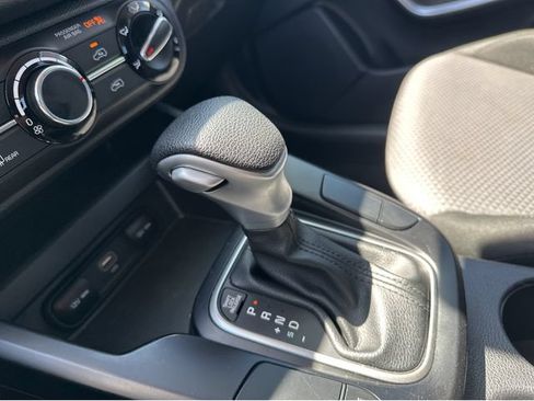 Used 2023 Kia Soul LX w/ Option Group 015 FWD image 26
