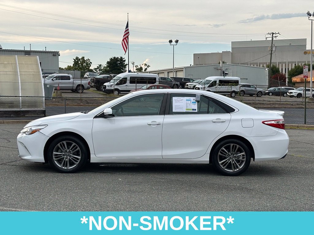 Used 2017 Toyota Camry SE FWD image 6