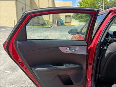 Used 2024 Kia Forte LXS image 18