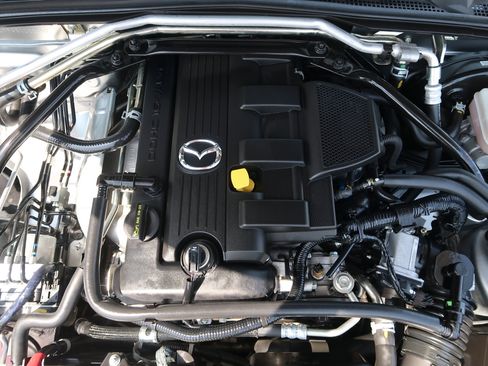 Used 2014 MAZDA MX-5 Miata Grand Touring w/ Premium Package RWD image 35