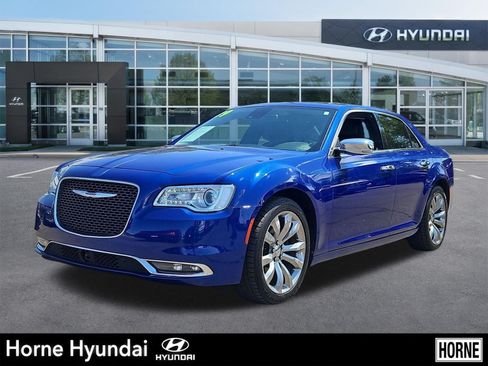 Used 2019 Chrysler 300 Limited w/ Safetytec Plus Group RWD image 1