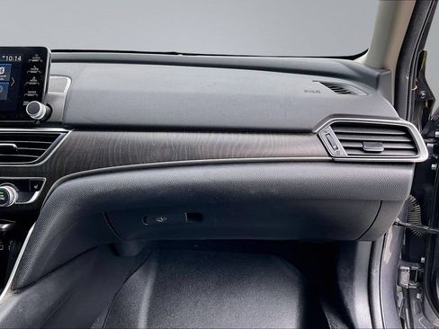Used 2021 Honda Accord EX image 17