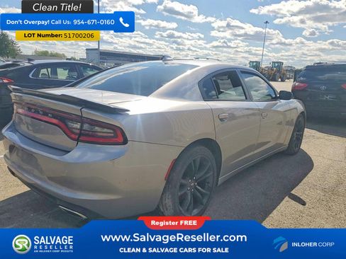 Used 2017 Dodge Charger SXT w/ Blacktop Package RWD image 4