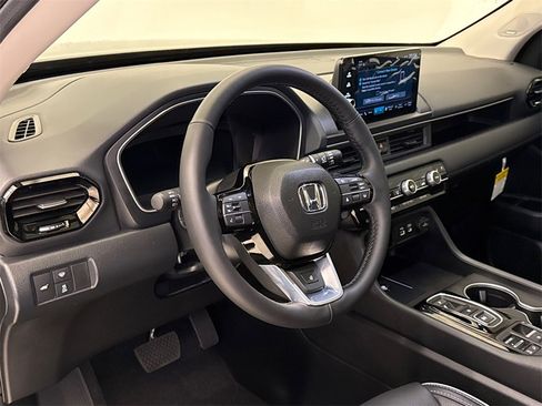 New 2025 Honda Pilot Elite image 20