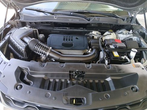 Used 2025 Chevrolet Blazer LT FWD image 20