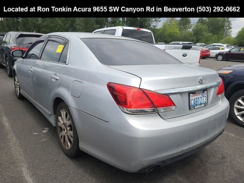 Used 2011 Toyota Avalon FWD image 4