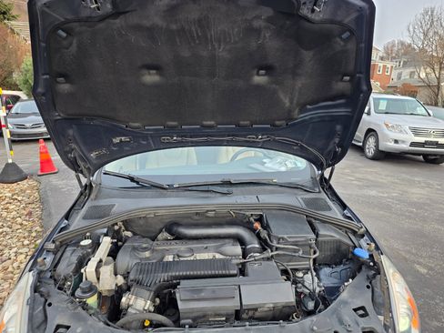 Used 2012 Volvo S60 T5 w/ Multimedia Pkg image 35