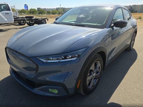 Used 2023 Ford Mustang Mach-E Select RWD image 2