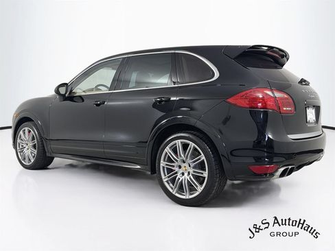 Used 2012 Porsche Cayenne Turbo AWD/4WD image 5