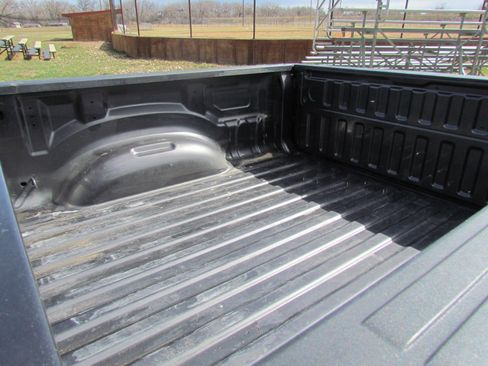 Used 2022 RAM 1500 Big Horn AWD/4WD image 16