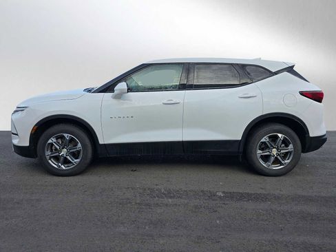 Used 2023 Chevrolet Blazer LT w/ Driver Confidence Package image 6