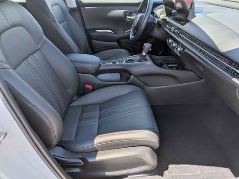Certified 2025 Honda HR-V EX-L image 21