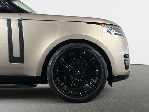 Used 2023 Land Rover Range Rover Autobiography AWD/4WD image 4