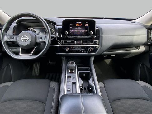 Used 2024 Nissan Pathfinder SV FWD image 15