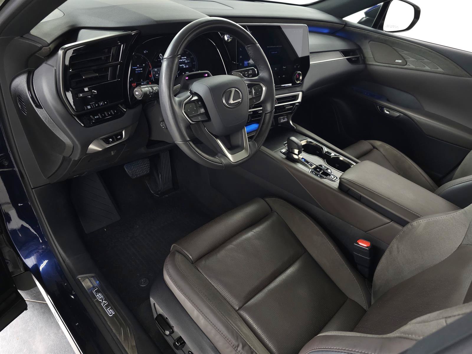 Certified 2025 Lexus RX 350 AWD w/ Convenience Package image 17
